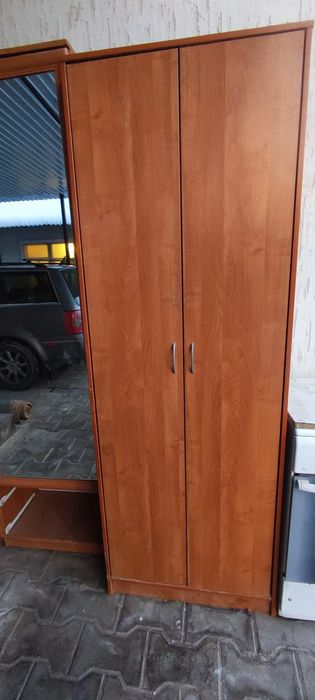 Шкаф 7000 тенге район Саяхат