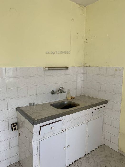 двустаен апартамент и гараж