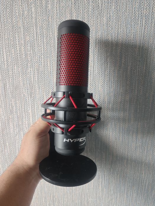 Микрофон HyperX QuadCast — Идеальное состояние