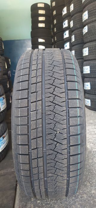 225/50R18 Triangle PL02