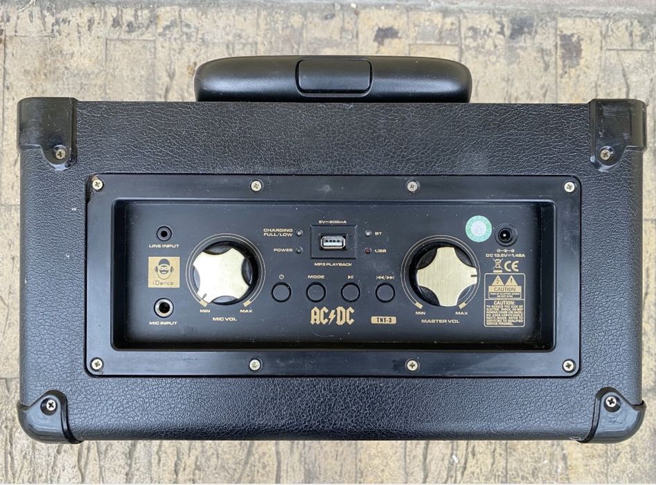 boxa activa AC/DC ( linie / voce / instrumente muzicale