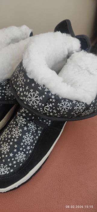 Сапоги- дутики новые