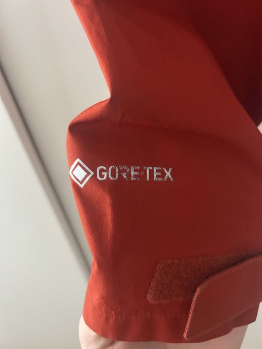 Berghaus GoreTex ветровка/дъждобран мембрана