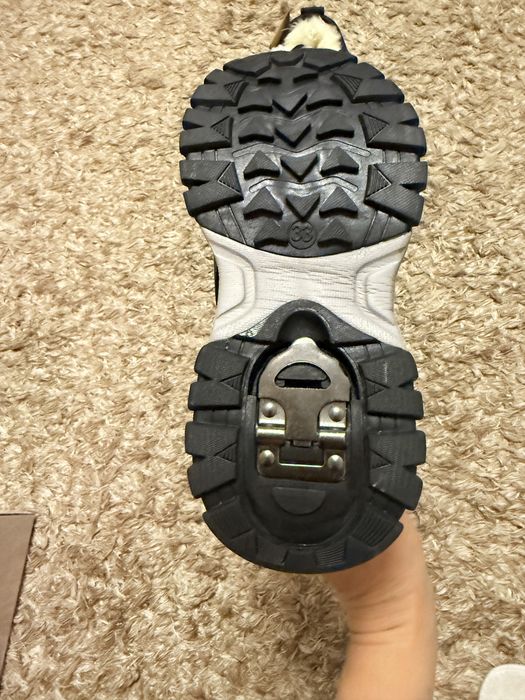 Продам зимние сапоги