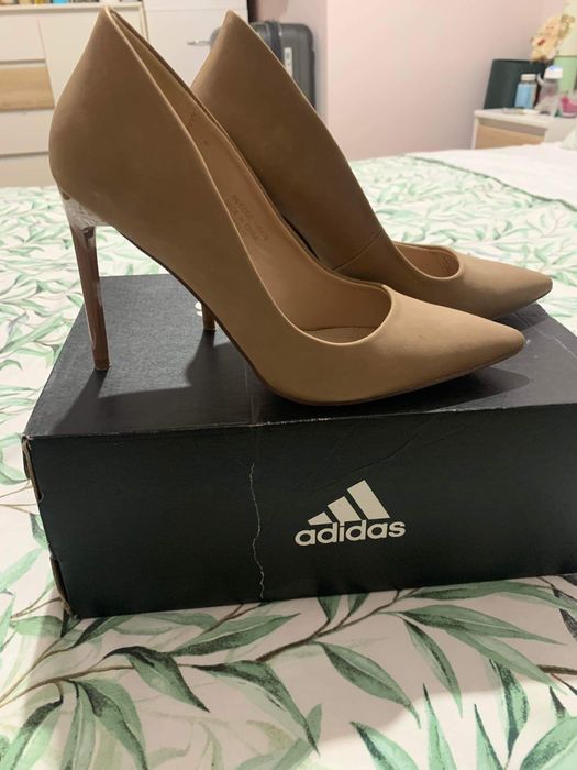 Официални обувки