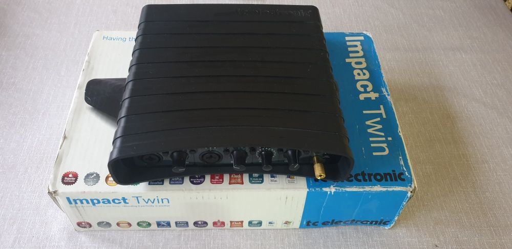 Продаётся TC Electronic Impact Twin