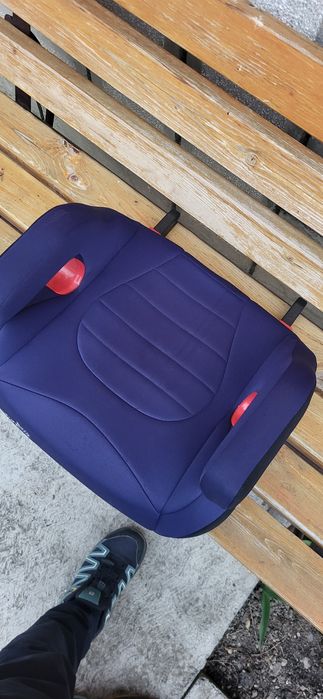 Scaun inaltator auto isofix