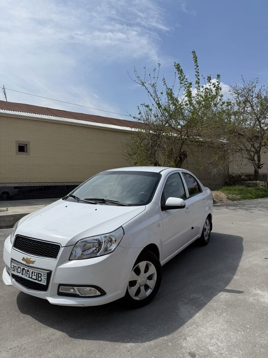 Срочно нексия 3 сотилади