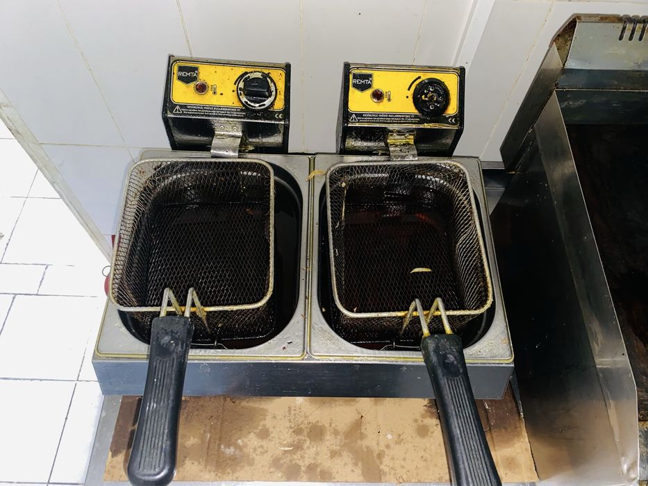 Фритюрница в отличном состоянии