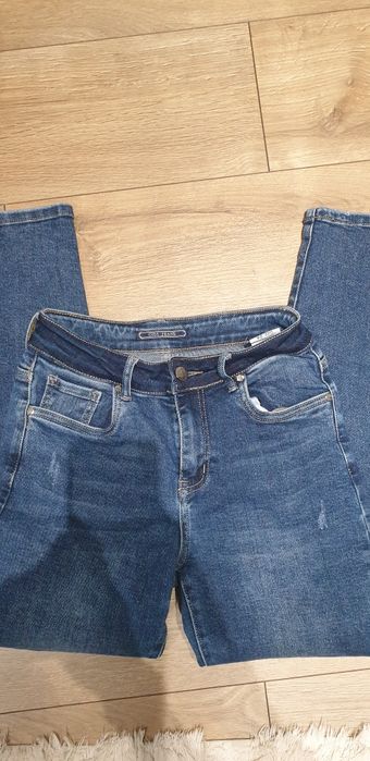 Дамски дънки 20 лв. броя