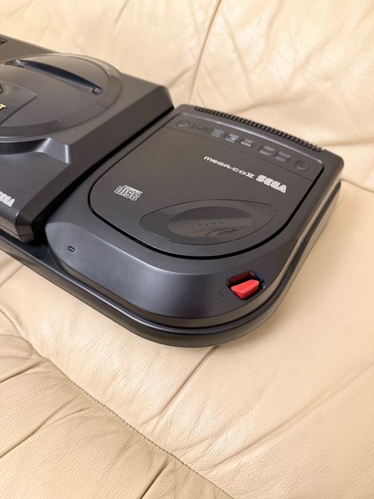 SEGA Mega Drive + Mega-CD II (Omega CD)