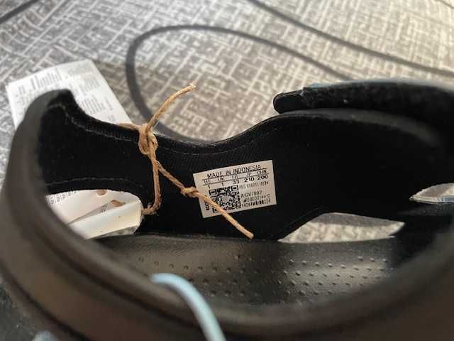 детски сандали нови adidas altaswim C 33.50 лв 33 номер