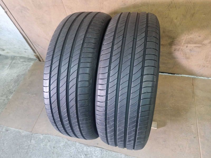 2 Michelin R17 215/60
летни гуми 
DOT0321