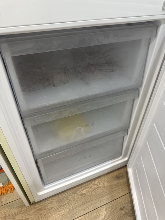 Холодильник хайер