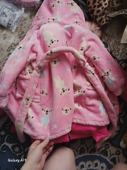 Отдам даром детские вещи