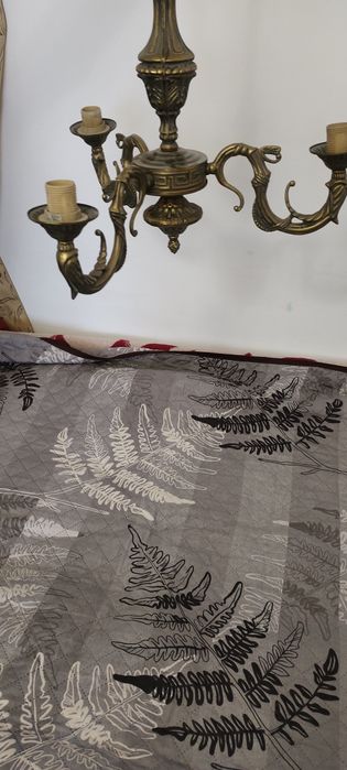 Люстрами железка