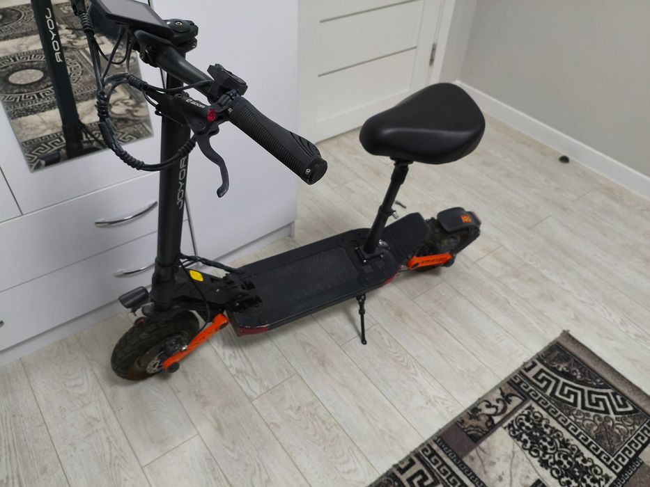 Продам самокат joyor s10-s-z с сидушкой
