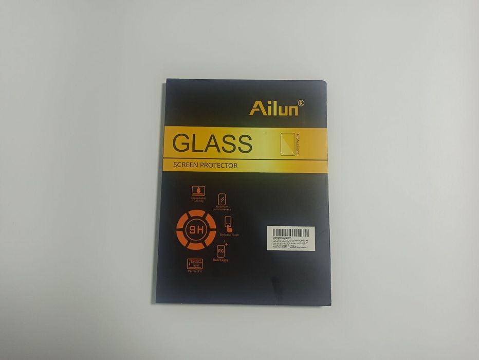 Защитное стекло для Apple iPad 9/8/7. Новое. Из США.