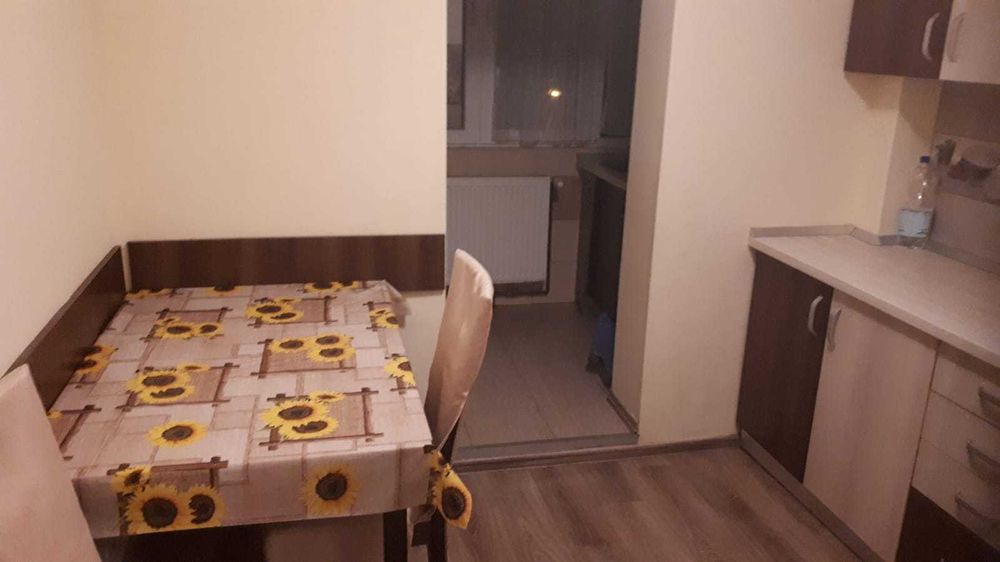 Inchiriez apartament 2 camere in Oradea