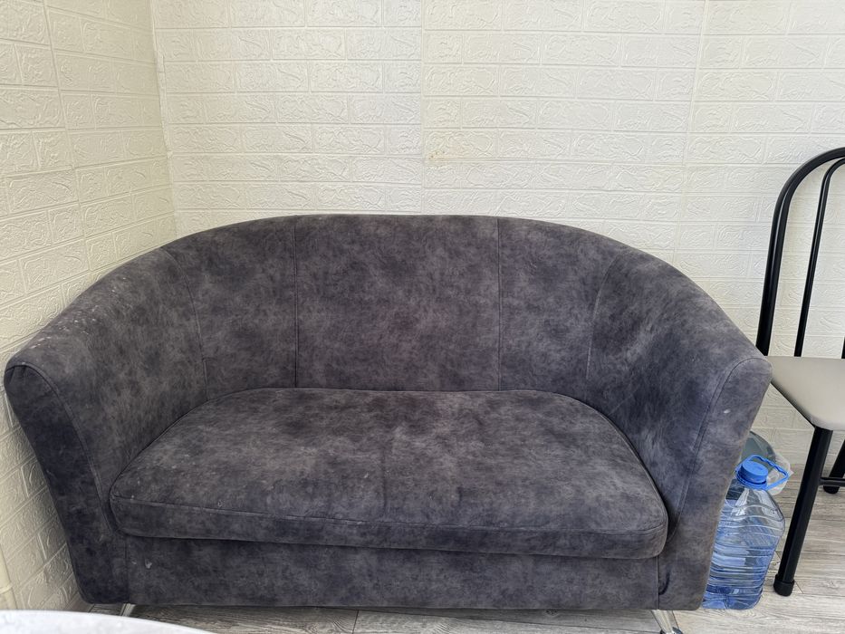 Продам двухместный диван