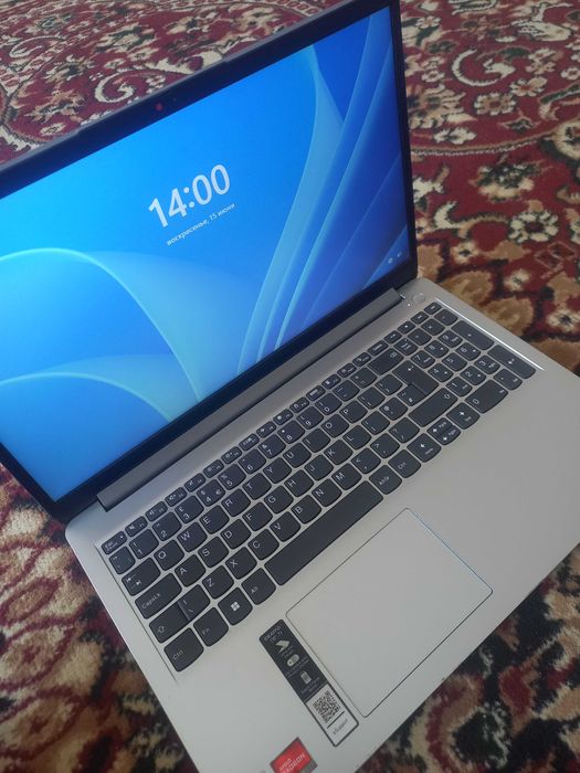 Noutbook Lenovo11¹ VG