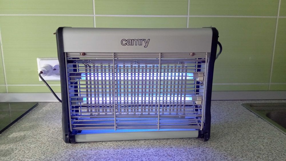 Aparat anti insecte Camry