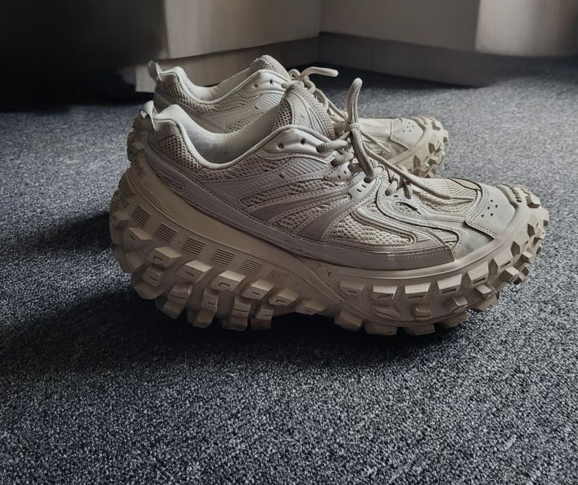 Balenciaga Defender