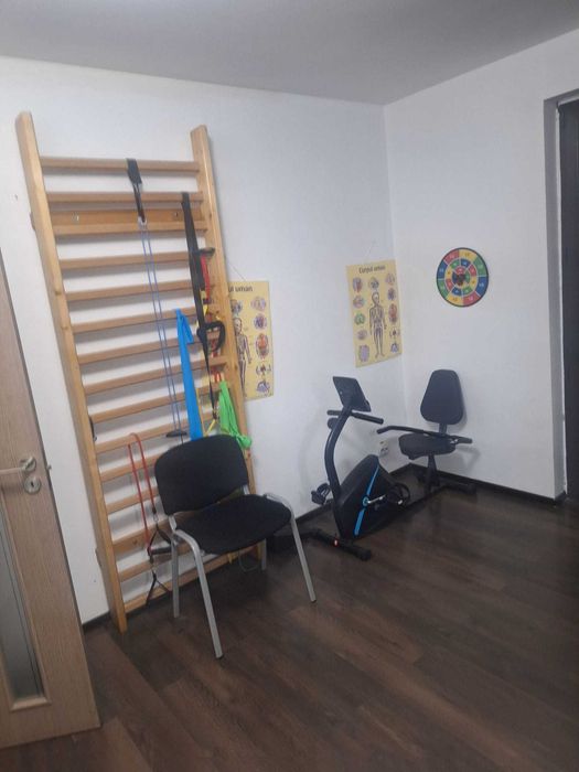 kineto perfect angajează kinetoterapeut / fizioterapeut.