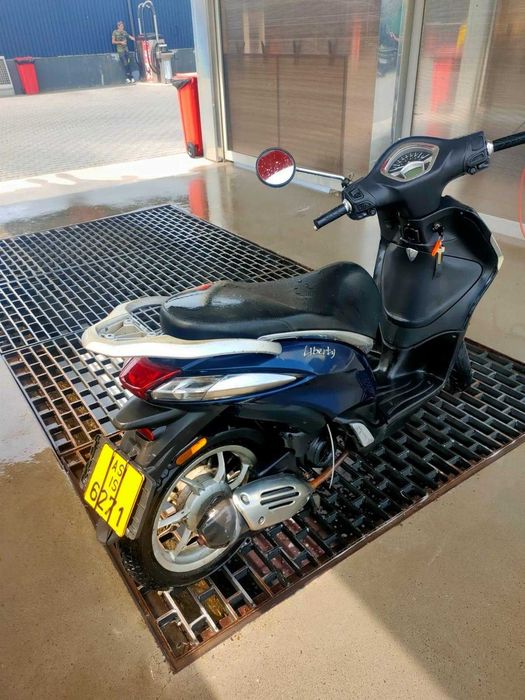 Pachet Flota Completa Livrari – 12 Biciclete Electrice + 6 Scutere