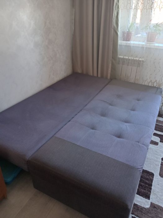 Продам диван. Цена 10 тыс.