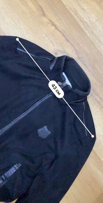 Куртка подростковая черная велюровая