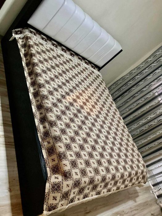 Дава се под наем Двустаен апартамент в Бургас, Меден рудник - зона А - 52 кв.м за 244.8 € - Снимка #1