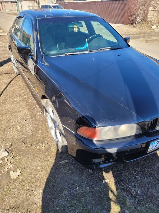 Продам БМВ 520 е39