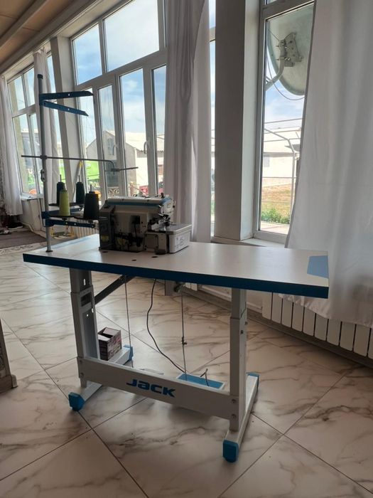 jack оверлек машина