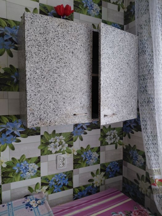 Отдам за шоколадку.