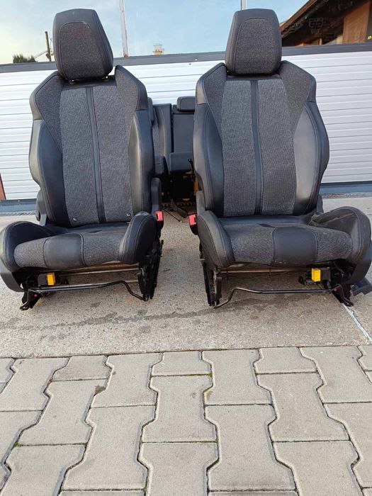 Полу кожен салон за Пежо/Peugeot3008/черен /ръчен/подгрев/