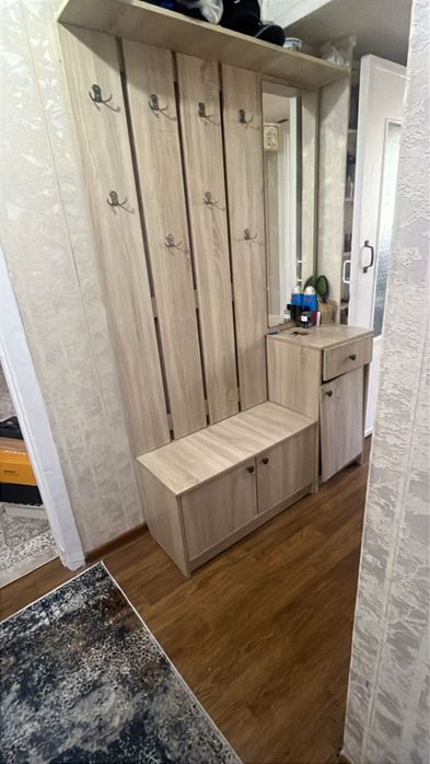 Шкаф для прихожей