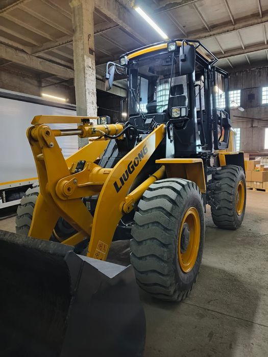 Услуги фронтального погрузчика