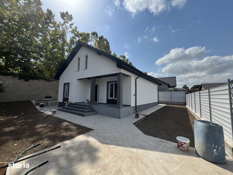 SUPEROFERTA! Casa la sol 3 camere, teren 370 mp, zona deosebita, Valu