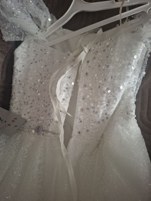 Платье свадебное белое