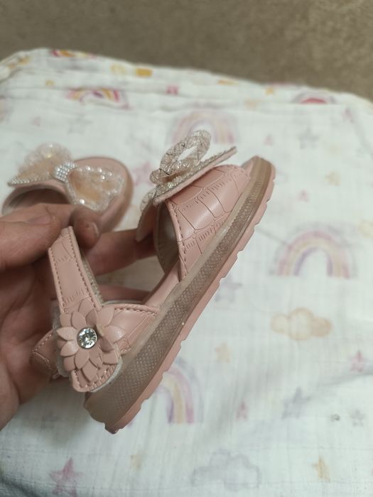 Сандали для девочки