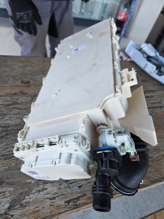 Dezmembrez maşina de spalat Electrolux EW6F348SA