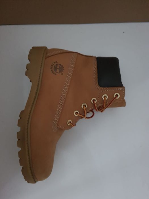 Timberland 7M  38/24 cm transport gratuit