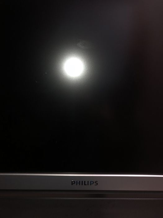 Телевизор “philips”