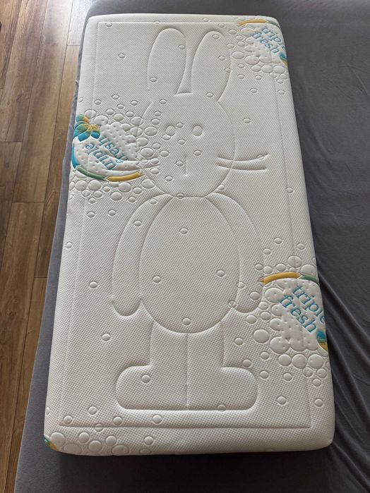 Детско легло-люлка - Lorelli - Matrix new 60x120, с матрак и Скрин Dresser New