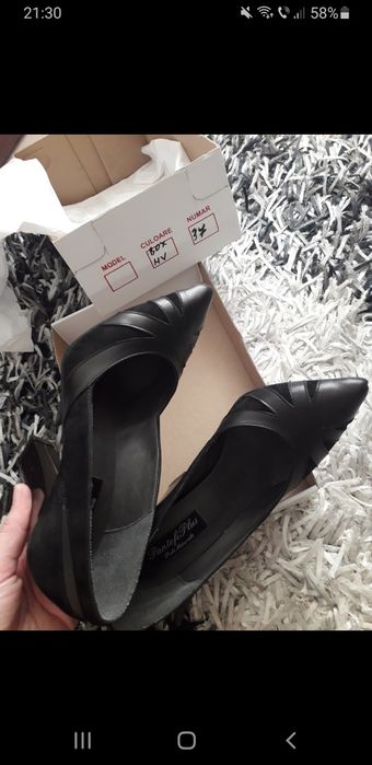 Pantofi stiletto negri de piele naturală,marca PantofiPlus