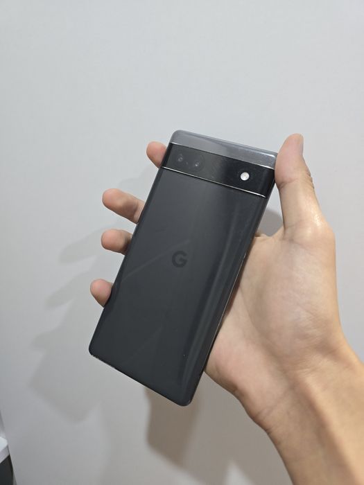 IPhone 13 mini и Google Pixel 6A