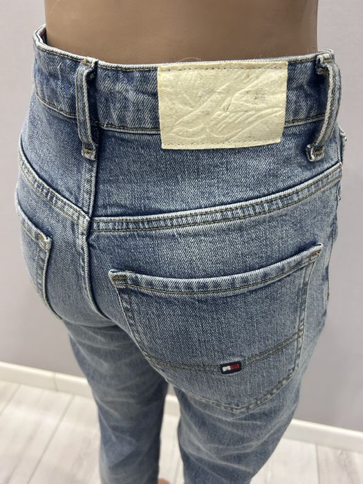 Джинсы Levis 24 размер