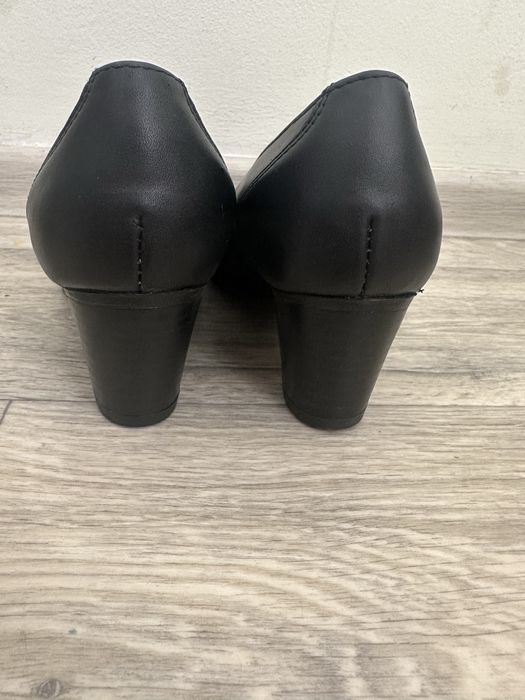 Туфли женские кожаные