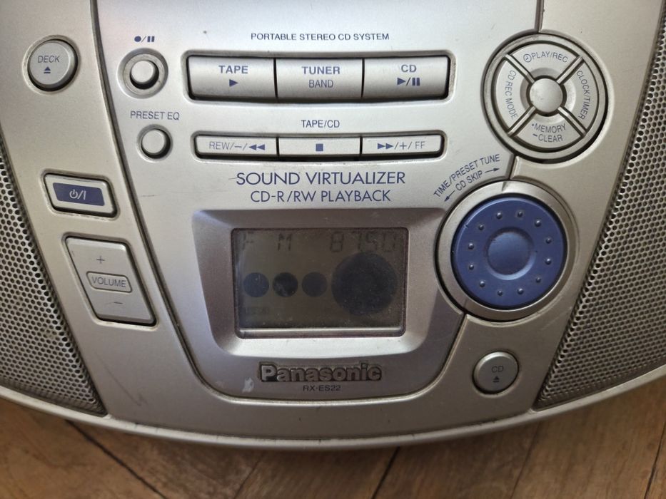 Panasonic RX-ES22 — касетофон/CD/радио